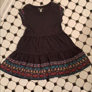 Girls Billabong short sleeve dress.